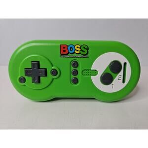 PDP BOSS Big Oversized Super Shell Wii Controller Case GREEN w/ Wiimote